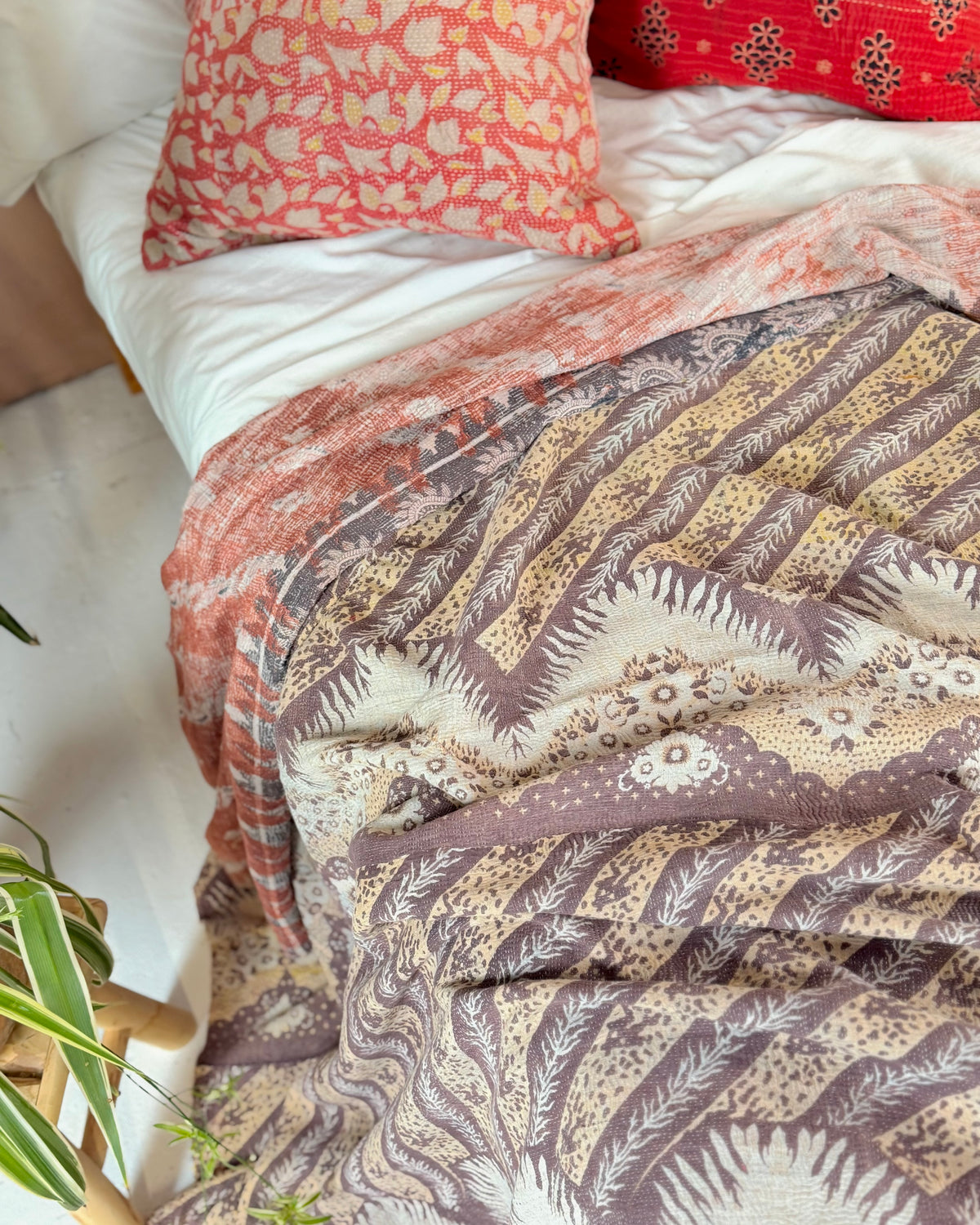 Large Extra Fine Stitched Vintage Kantha Quilt in Pinks and Greys