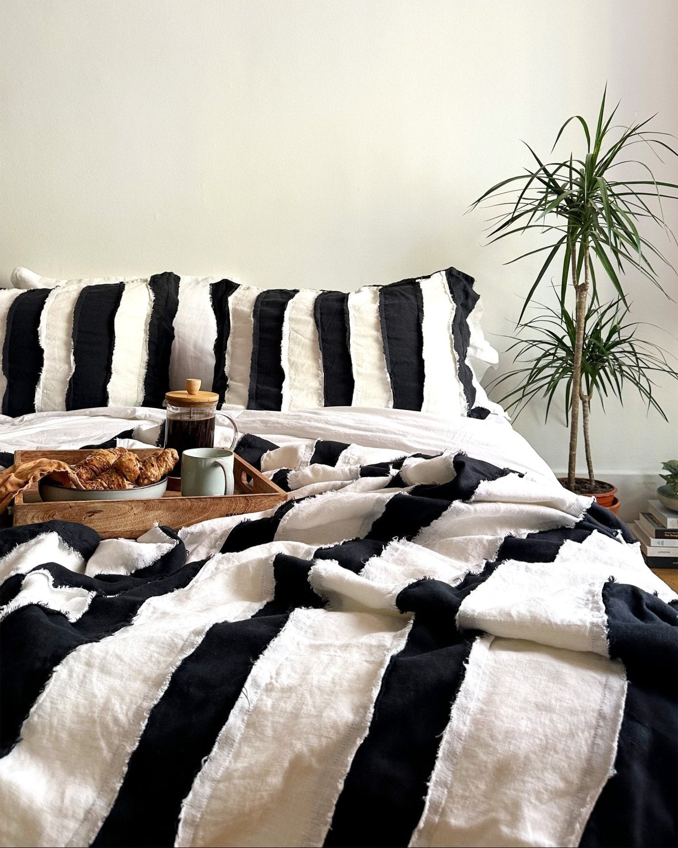 Black and White Striped 100% Linen Bedspread - Biggs & Hill