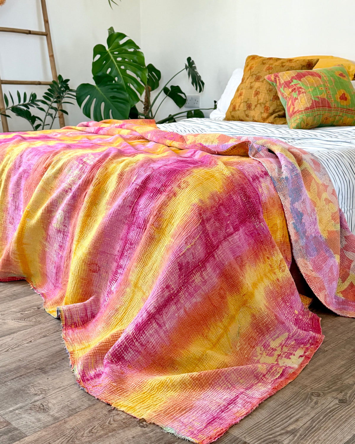 Large Fine Stitched Vintage Kantha Quilt in Pink and Yellow