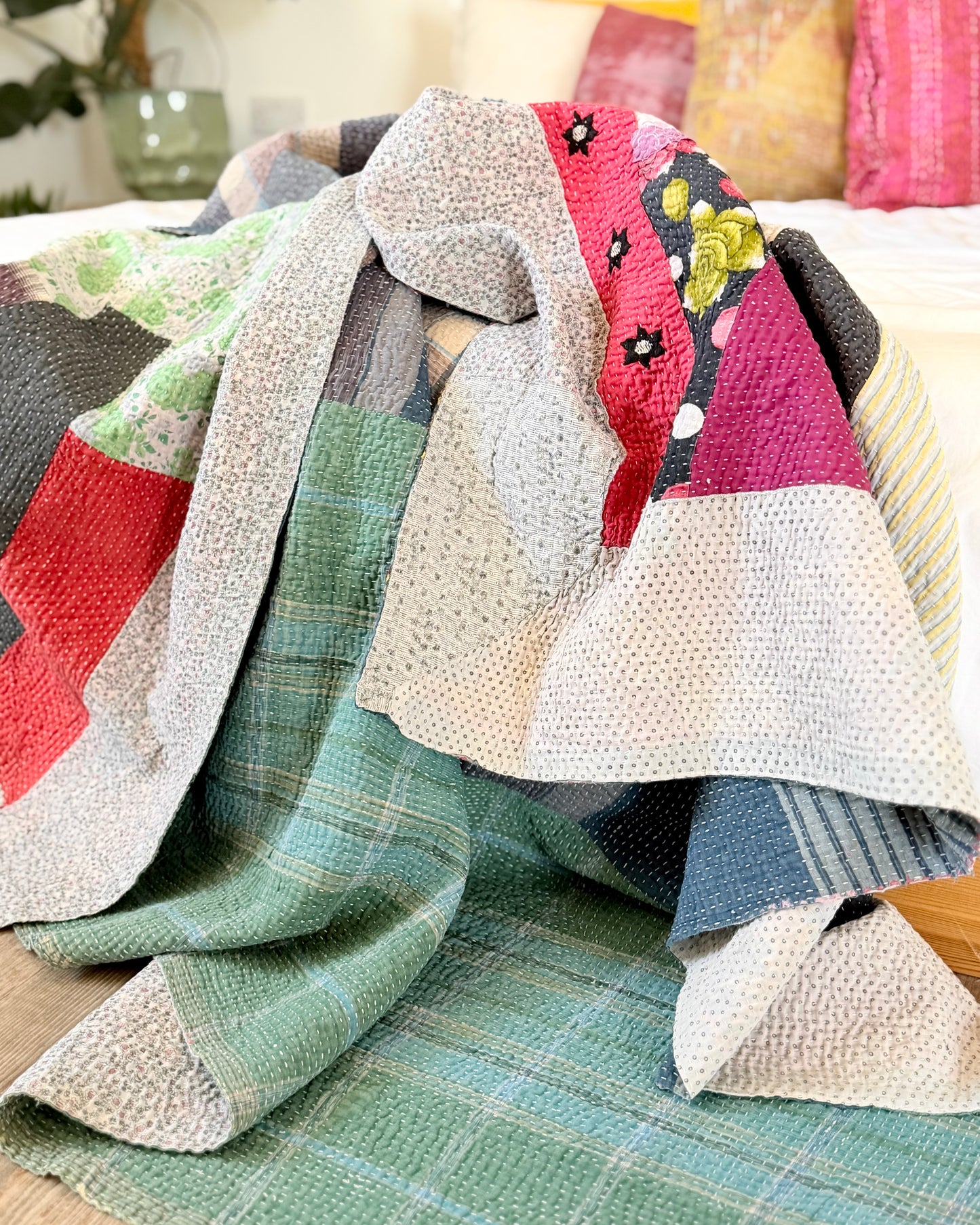 Large Fine Stitched Vintage Kantha Quilt in Multicolour Patchwork