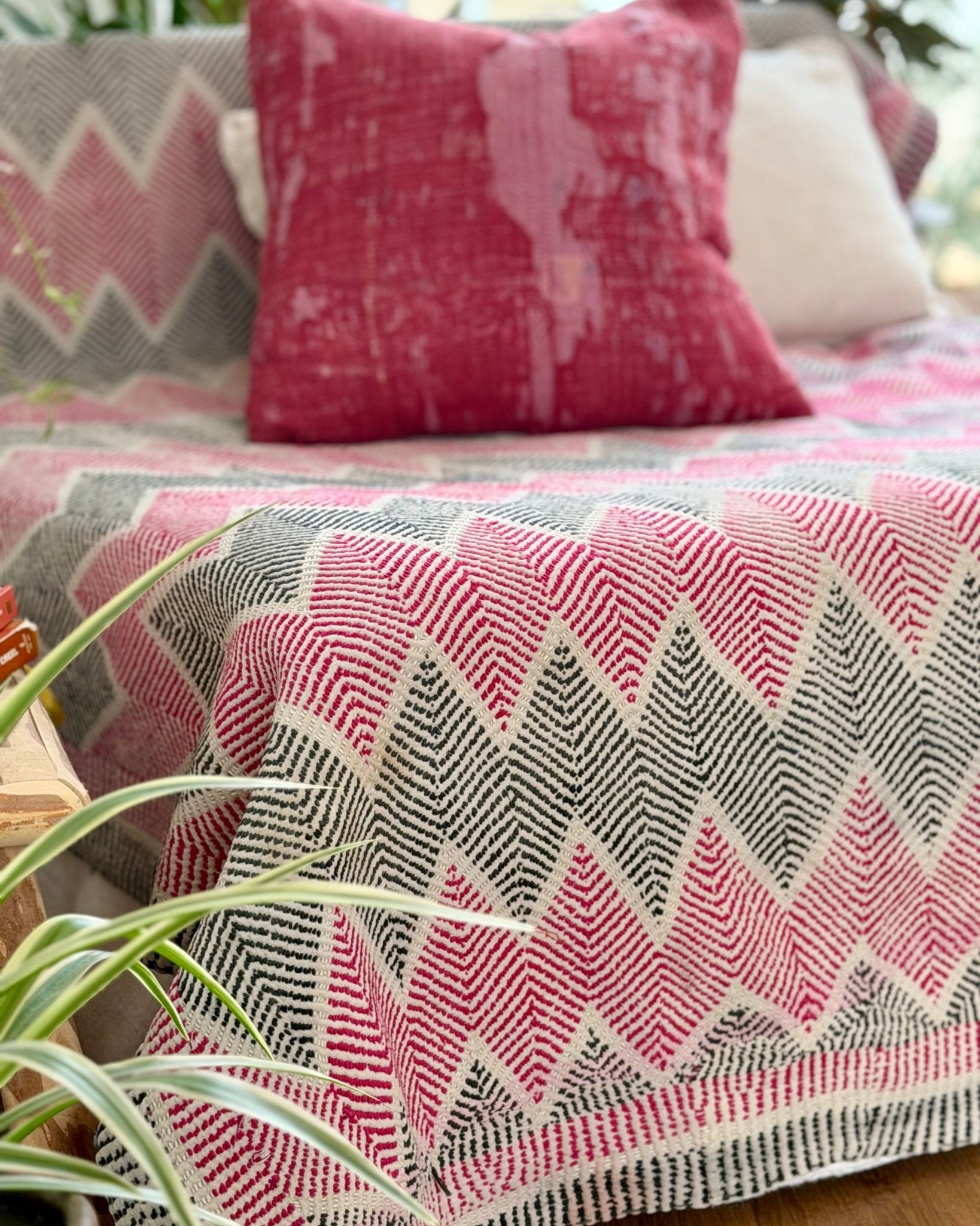 Heavy Vintage Lohori Kantha Quilt in Deep Pink and Black Zig Zags - Biggs & Hill
