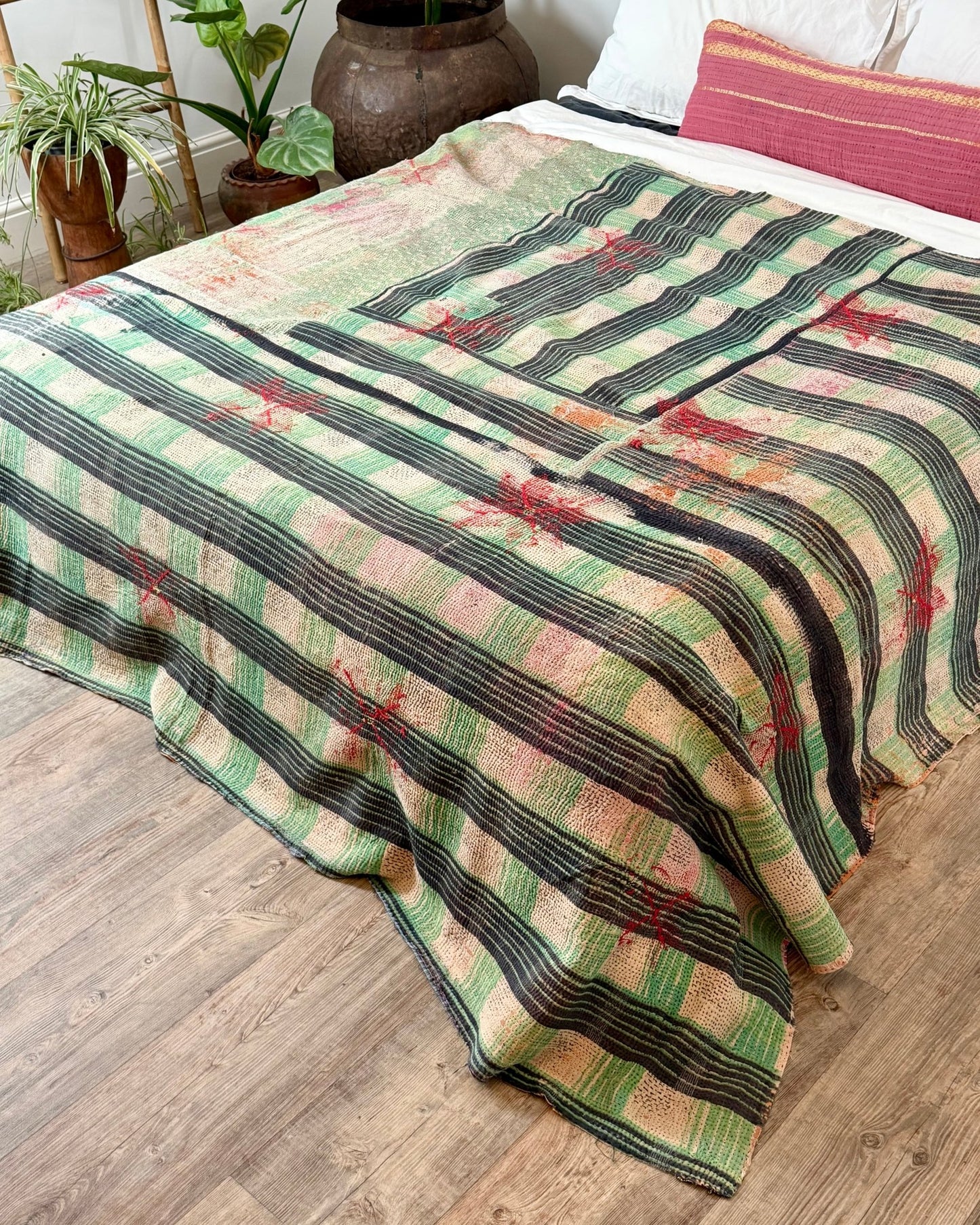 Large Fine Stitched Embroidered Vintage Kantha Quilt With Red Stars on Grey - Biggs & Hill