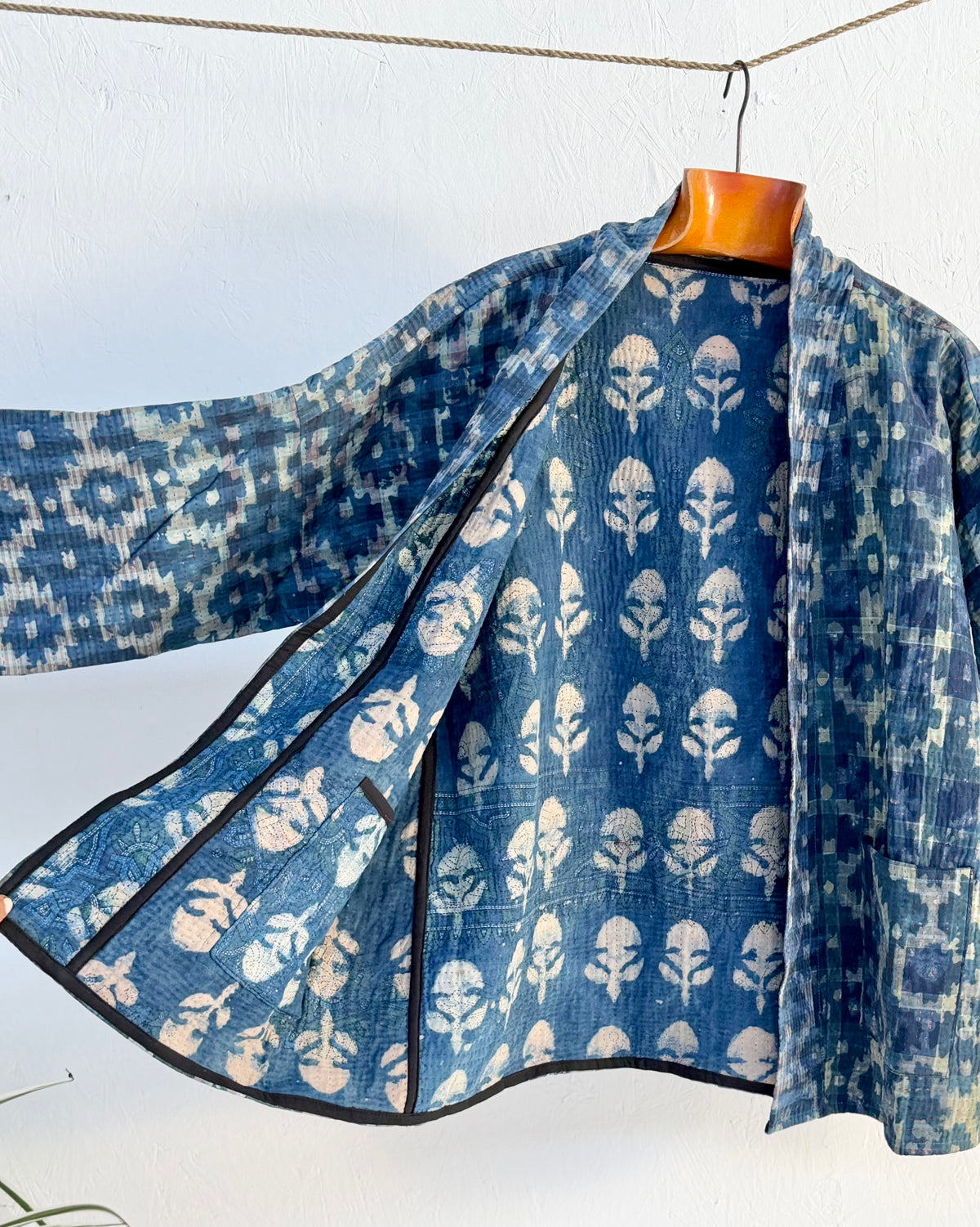 Índigo Printed Kantha Jacket