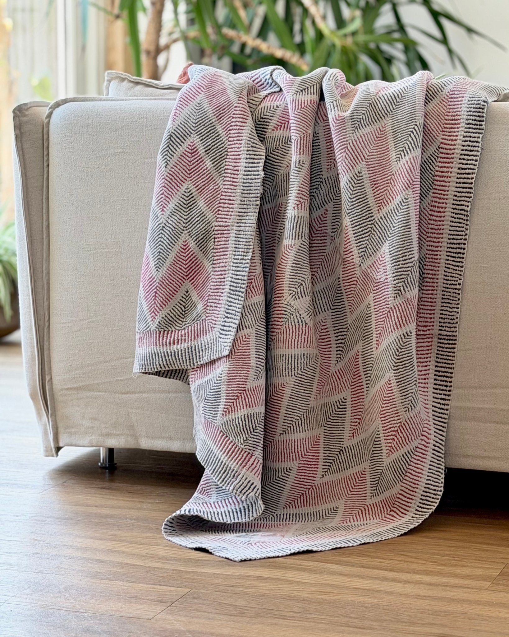 Heavy Vintage Lohori Kantha Quilt in Pink and Black Zig Zags - Biggs & Hill