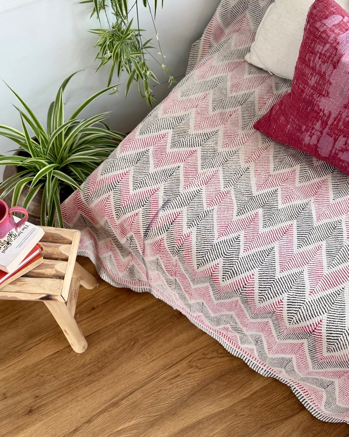Heavy Vintage Lohori Kantha Quilt in Pink and Black Zig Zags - Biggs & Hill