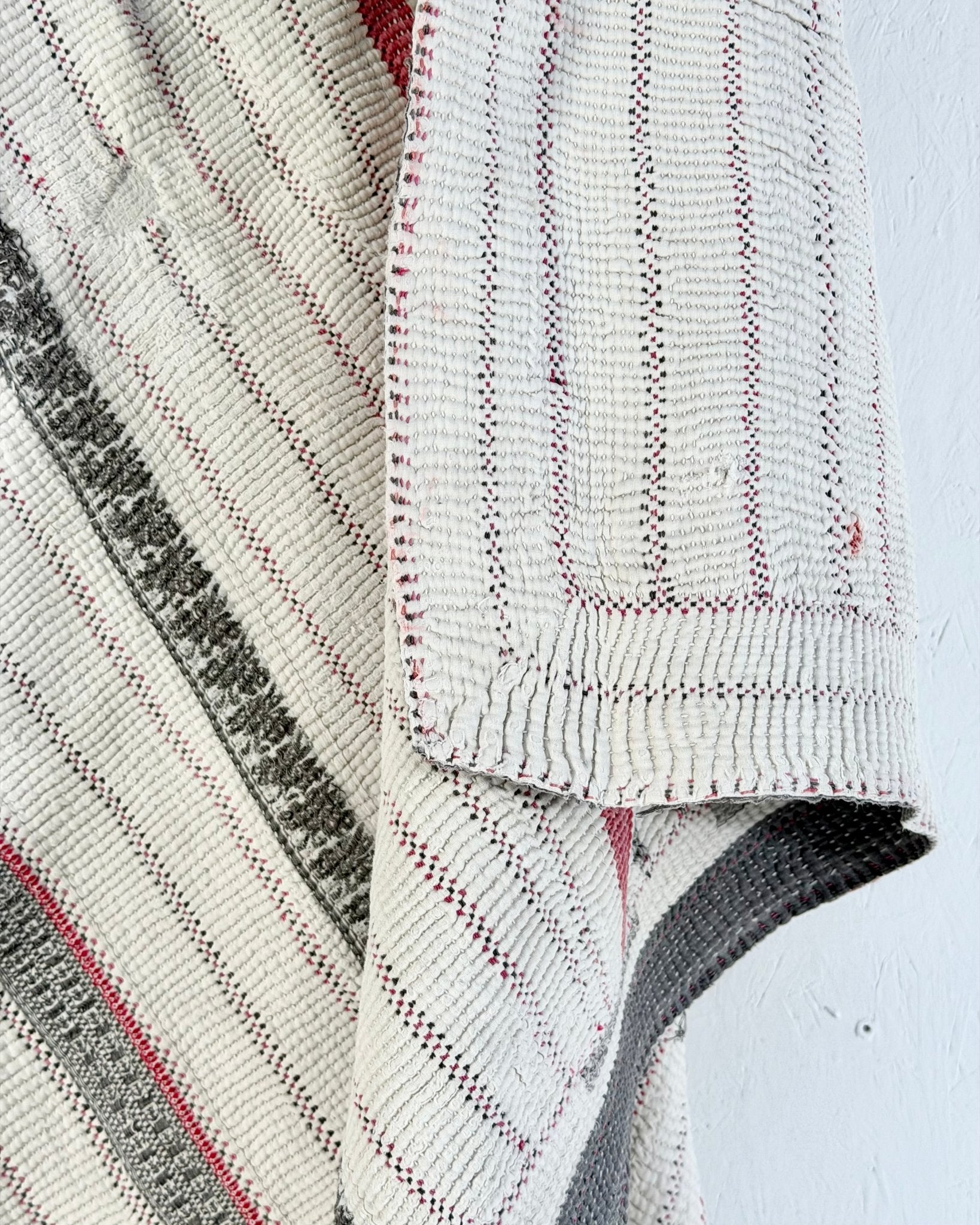 Large Heavy Fine Stitched Embroidered Vintage Kantha Quilt in White and Pink - Biggs & Hill
