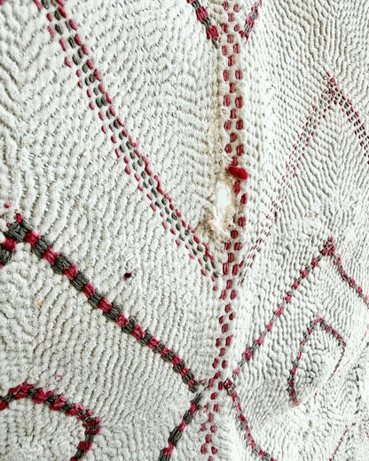 Project Kantha Quilt: Large Nakshi Kantha With Zig Zag Embroidery - Biggs & Hill