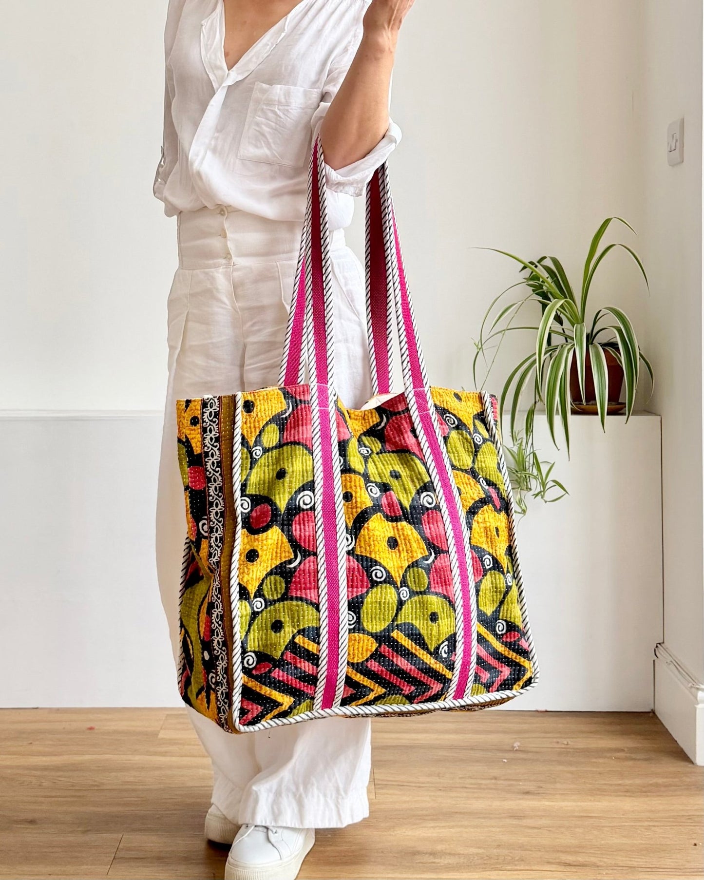 XL Vintage Kantha Tote Bag 20 - Biggs & Hill