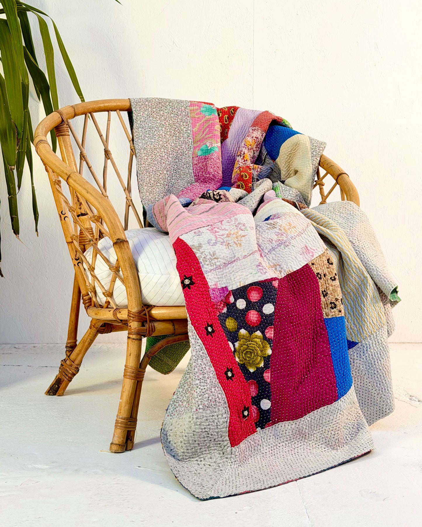 Large Fine Stitched Vintage Kantha Quilt in Multicolour Patchwork