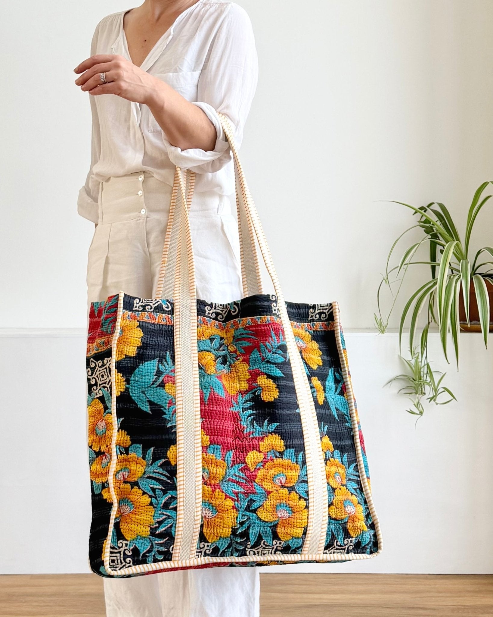 XL Vintage Kantha Tote Bag 14 - Biggs & Hill