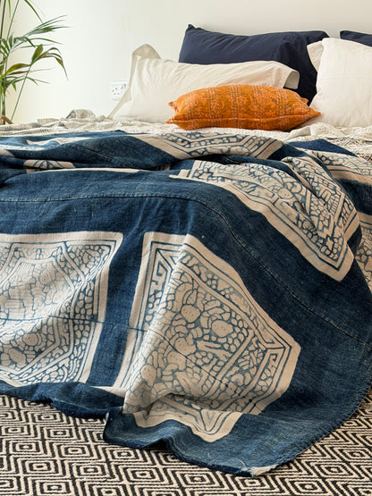 Vintage Chinese Blue Jiaxie Wedding Quilt Face – Drama Pattern