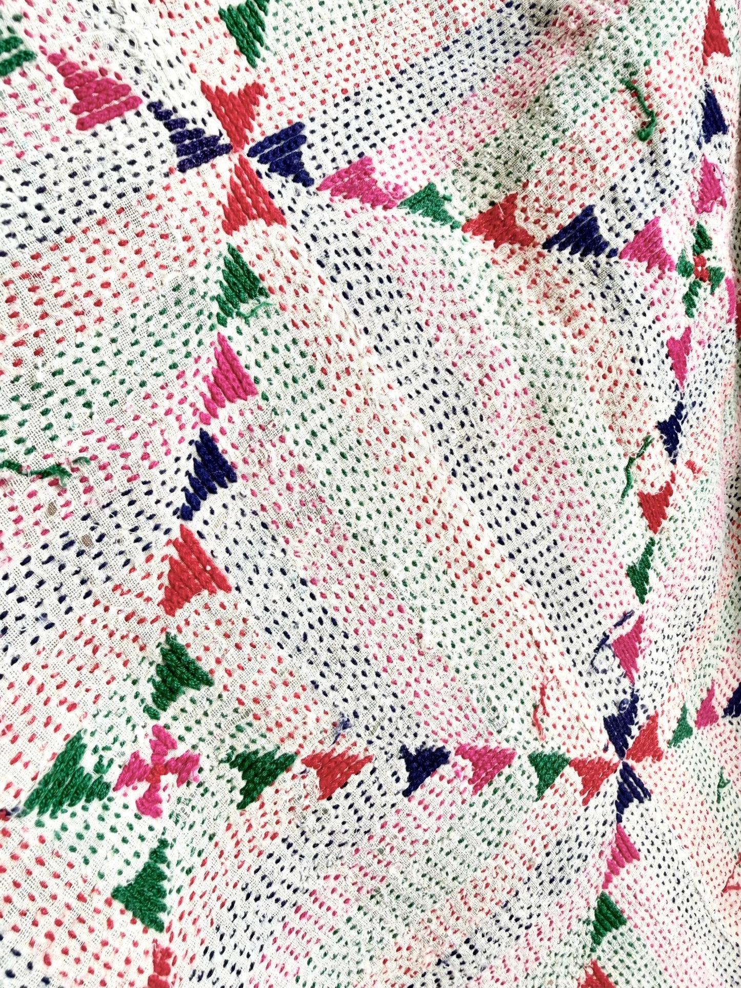 Project Kantha Quilt: Off - white With Geometric Embroidery - Biggs & Hill