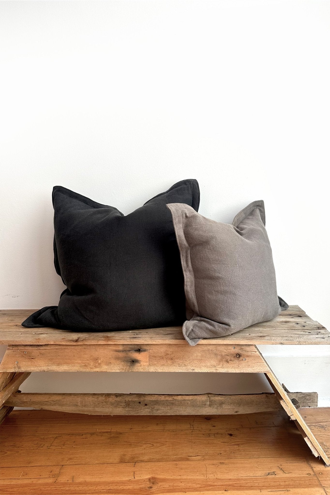 Heavyweight Linen Oxford Cushion Cover in Smoke Grey - Biggs & Hill - Cushion Covers - 18 inch - 24 inch - 30 inch
