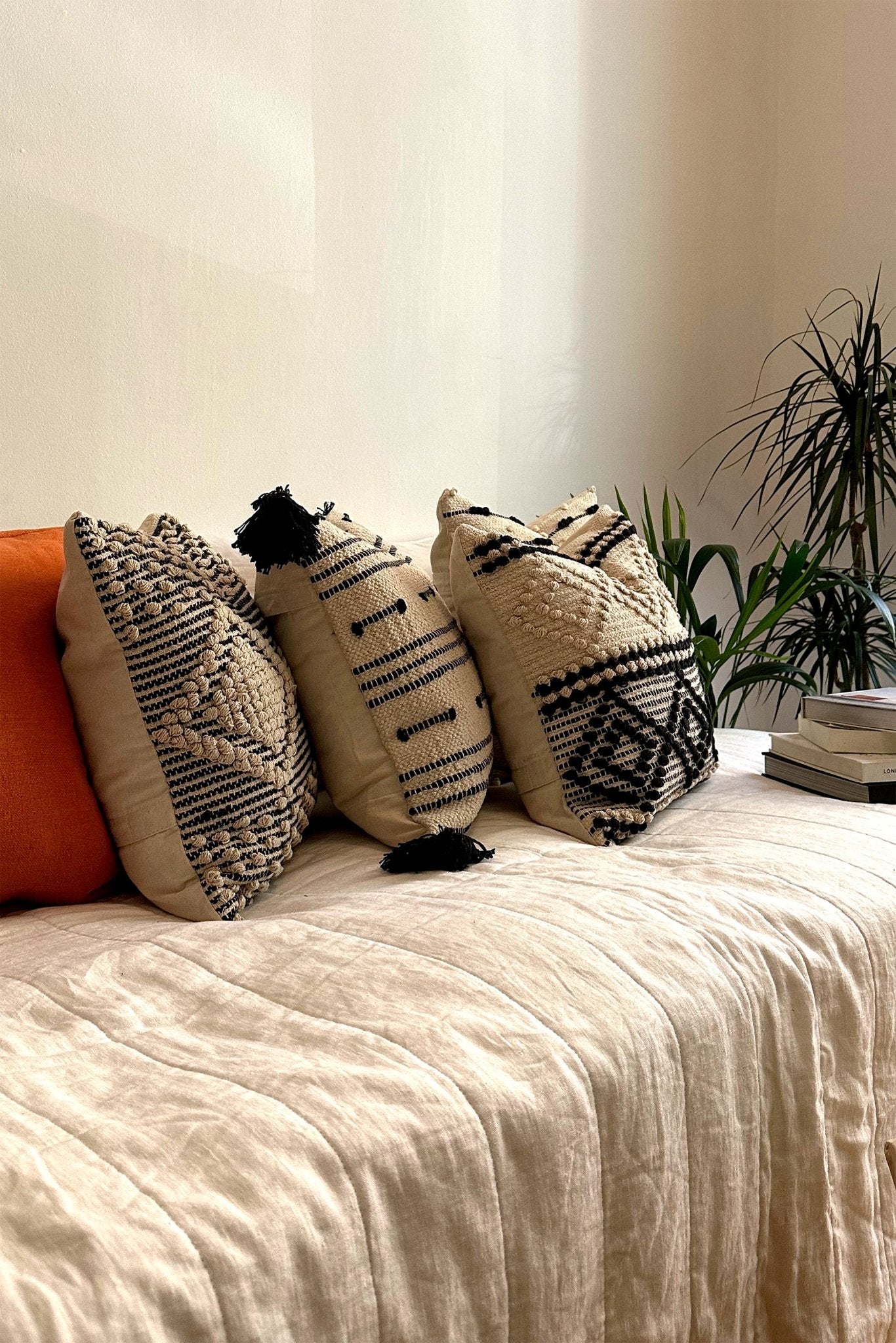 Set of 4 Cream and Black Textured Boho Cushions - Biggs & Hill - Cushion Covers - 4 cushions - 45cm - beige black cushions